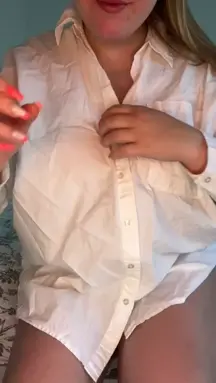 kinda insecure about my thick thighs… hope my big tits can make up for it